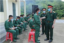 Quân khu:  Kiểm tra hoạt động CTĐ, CTCT năm 2020 tại Bộ CHQS tỉnh Cao Bằng